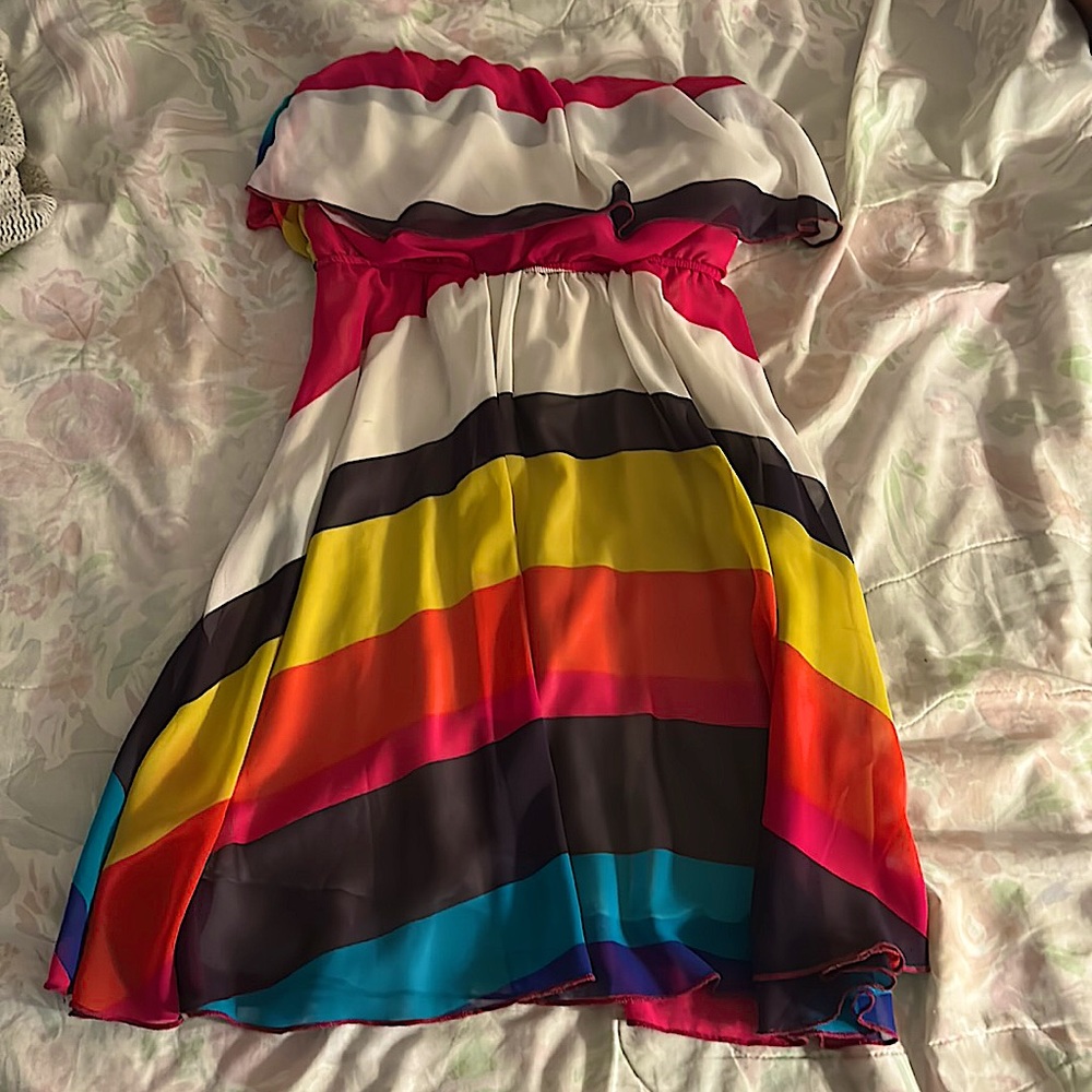 brand-prevett size-small a various amount of fun colors